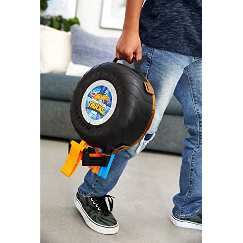 Hot Wheels Monster Trucks Stunt Tire Play Set