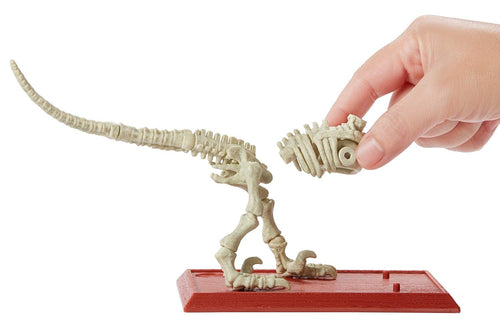 Jurassic World Fossil Strikers Velociraptor Figure